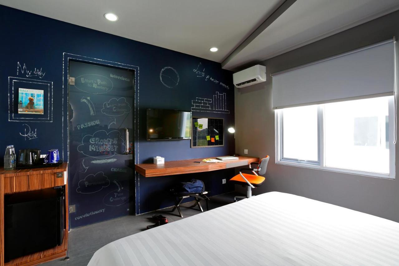 Berry Biz Hotel Sunset Road Семиньяк Экстерьер фото
